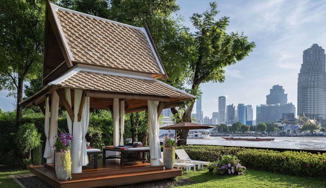 ibis Bangkok Riverside