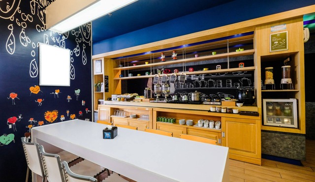 ibis budget Makassar Airport