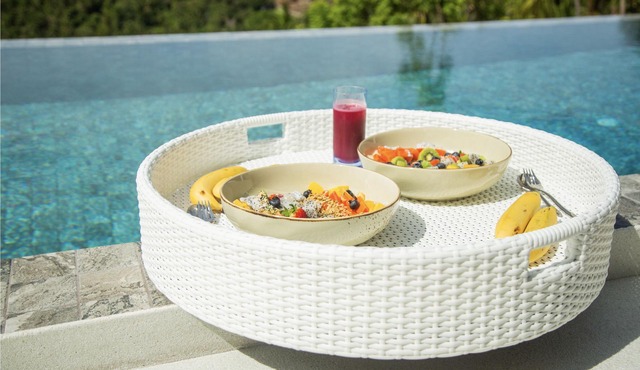 ICON Luxury Private Villa, located at Chaweng-Noi and has everything to offer