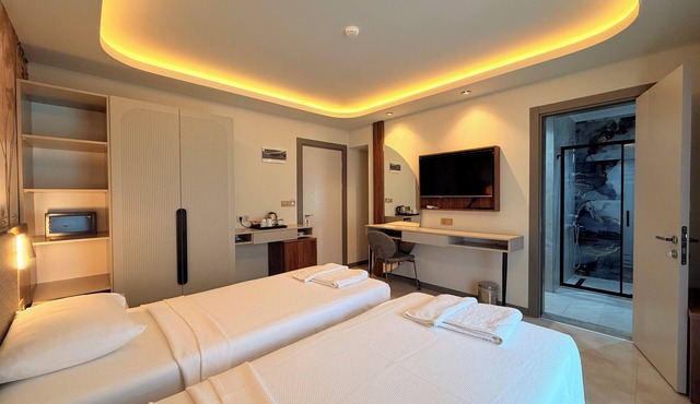 Ida Hotel