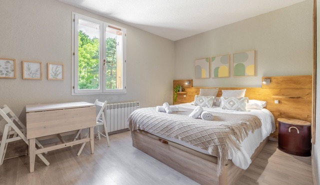 Ideal flat for couples in Enveitg