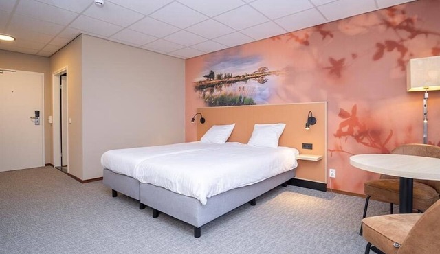 Ideal for Relaxing Stay! Free Parking, Close to Planetron Cinedome!