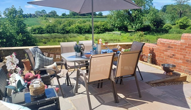 Ideal for small groups - Thorner/Leeds 3 Bed cottage - with fantastic views
