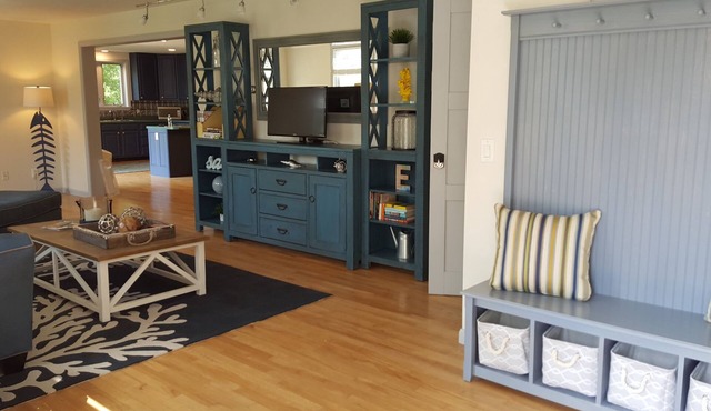 Ideal location close to Marginal Way/Perkins Cove