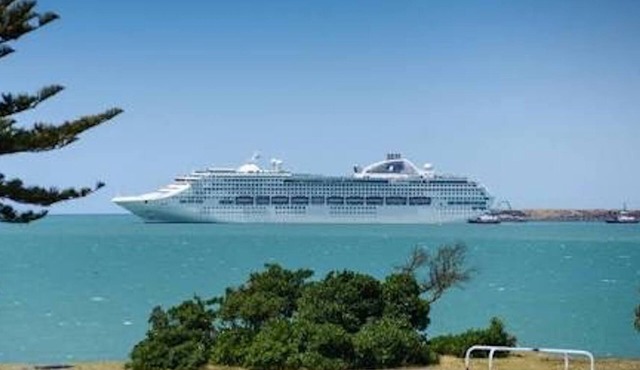 Ideal location for Art Deco Week and Mission Concert Week