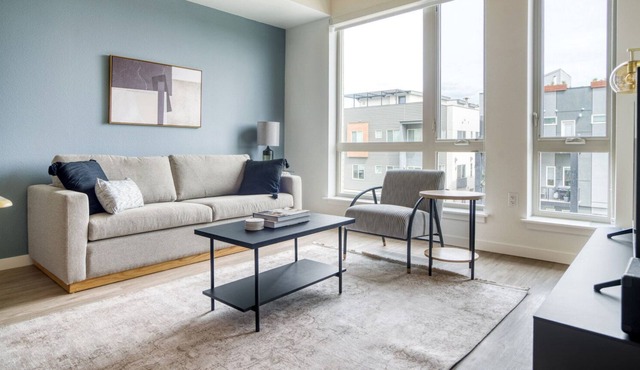 Ideal Sloan's Lake 1BR w/ Roof Deck, Gym & W/D, near Park, by Blueground