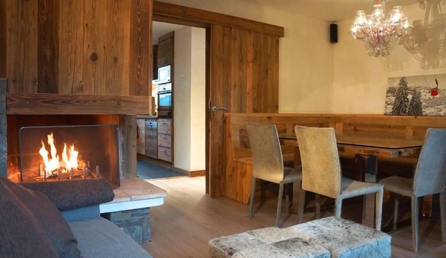 Ideally located charming apartment .