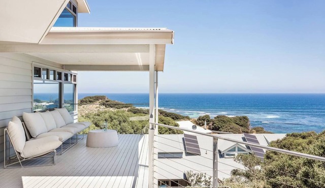Idlehour Panoramic Retreat by Yallingup Beach