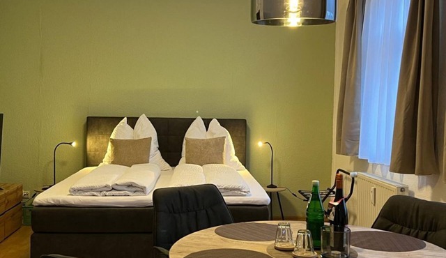 Idyll in Wünschensuhl: your gateway to the Thuringian Forest for up to 4 people