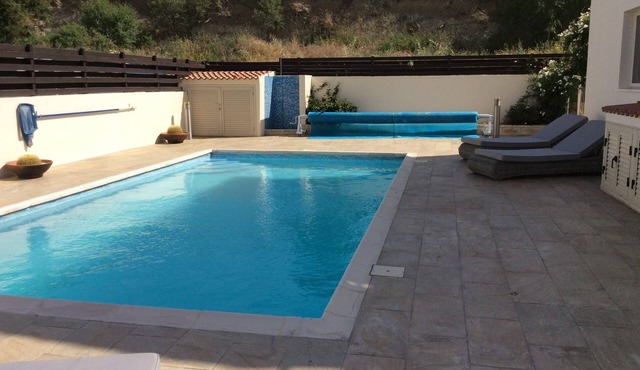 Idyllic 3 Bed Villa with Stunning Views