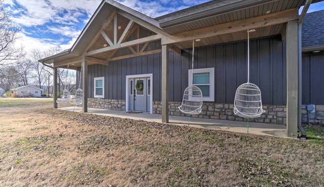 Idyllic Cotter Escape: Steps to White River!