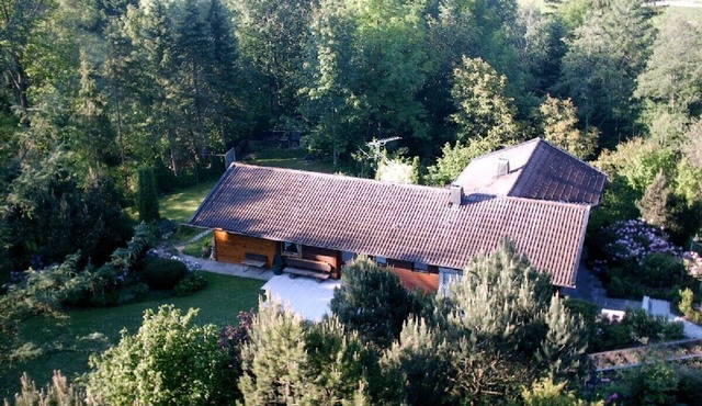 idyllic house for families and groups up to 9 persons
