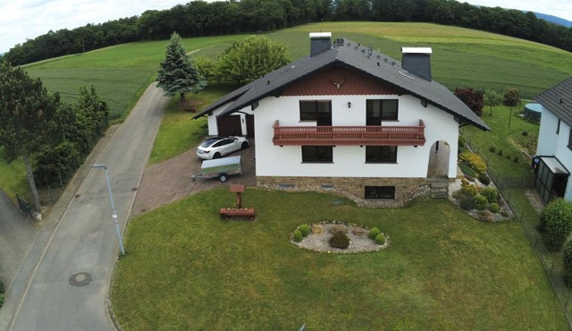 Idyllisches Ferienhaus “Werra Ausblick” am Meißner
