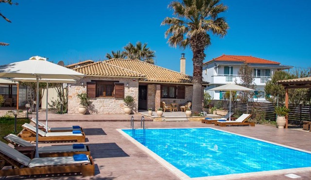 Iguana Villa
