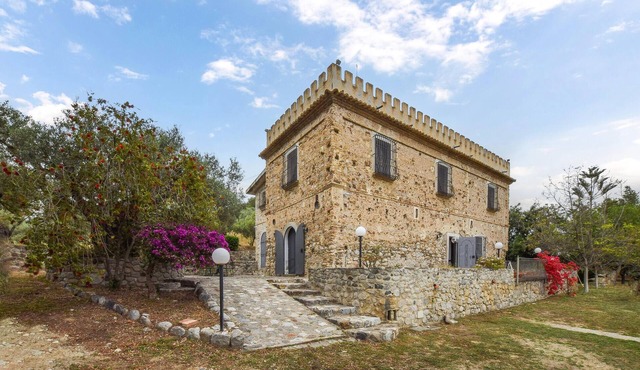 Il Castello degli Ulivi