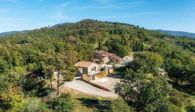 Il Romitoio 12, Emma Villas