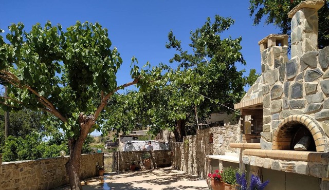 Il Silenzio (Authentic Creta vacations for family and friends)