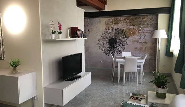 Il Vicoletto Holiday House on the Morainic Hills, a few km from Lake Garda
