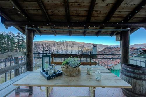 Il Vigneto Sul Lago Vineyard Lake View - Happy Rentals