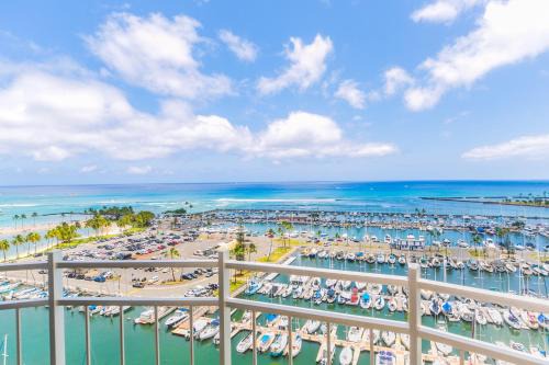 Ilikai Marina 1684