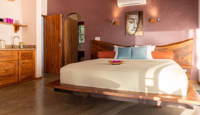 Iluminar Beachfront Suite