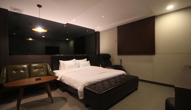 IM Hotel