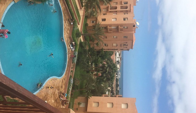 Immaculate 2-Bed Apartment