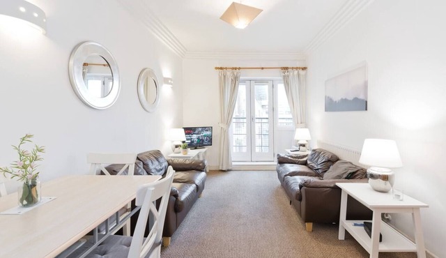 Immaculate 1-Bed Apartment in Dublin 1