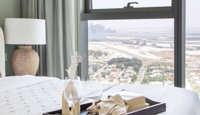 Immaculate 3BR Maid's Room w Burj Khalifa Views
