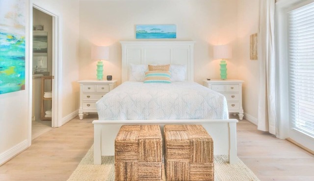 Immaculate home in gated La Valencia Beach Resort! MONTHLY rates available!