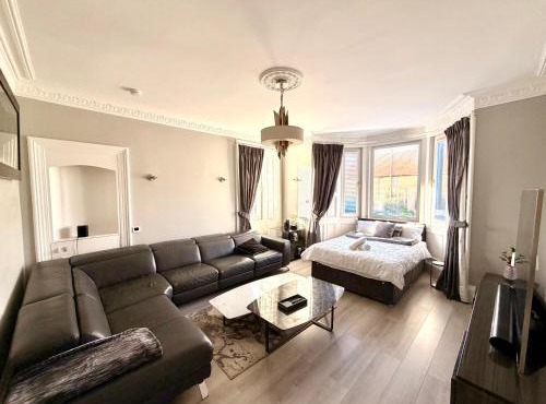Immanuel House - Modern Luxury Victorian Home 1872 - Free Parking & SuperFast Fibre Optic WiFi