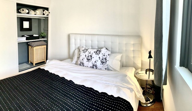 Impeccable 3-Bed Apartment in Athens