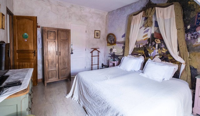 Impressionist Giverny Bedroom