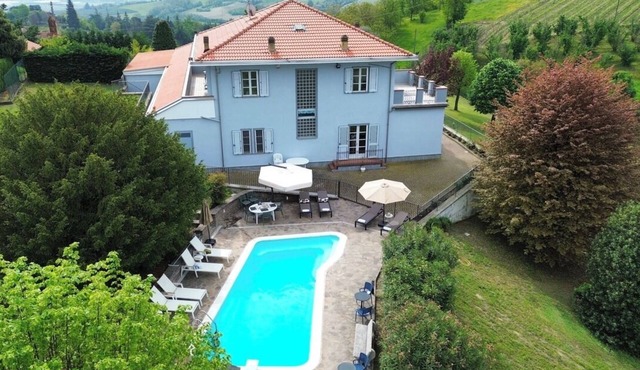 Impressive: Villa Magna with pool and park - Langhe wine region
