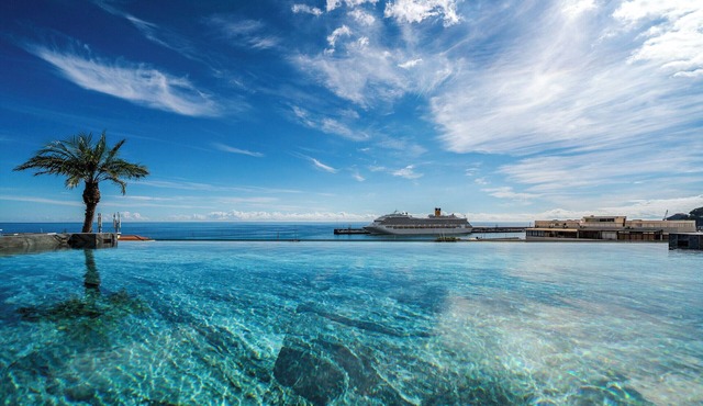 In Funchal with private jacuzzi - Savoy Insular IV