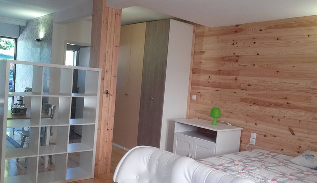 in the tranquility of a small village, beaches and the city of Porto to 15 minut