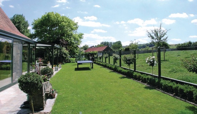In the Vallée de la Course valley, this vacation home is located on the owner's cattle farm.