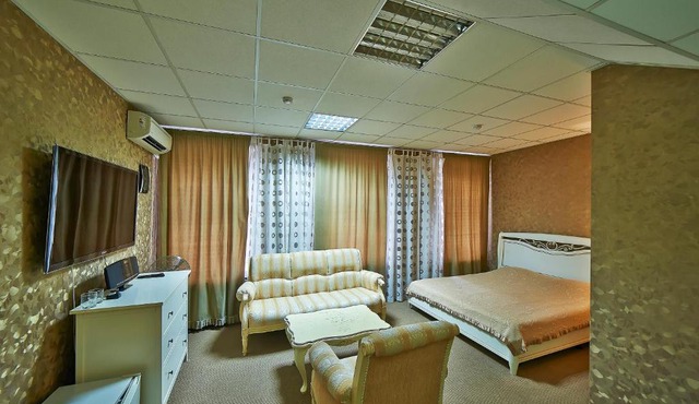 In Time Hotel