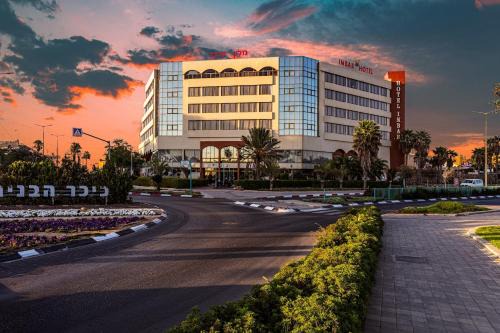 Inbar Hotel