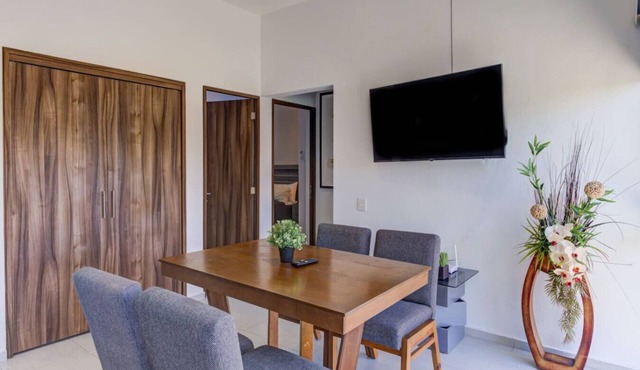 Increíble condo 2BD con alberca en roof!