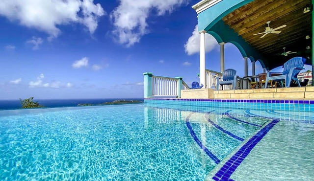 Incredible 3 BR Villa with Fabulous 160º Views of Charlotte Amalie Harbor!