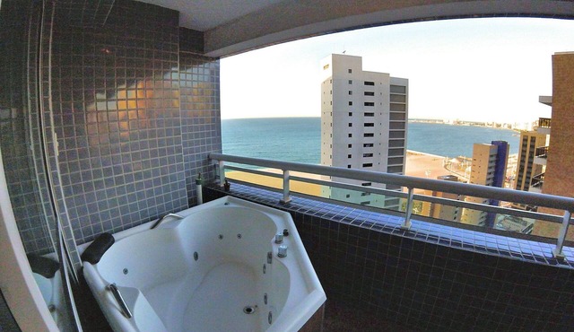 Incredible Duplex with jacuzzi on the balcony and sea view