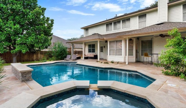 Incredible Heated Pool HotTub Gameroom-Movieroom