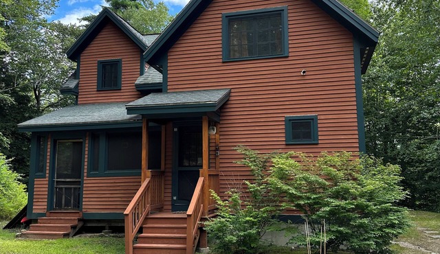 Incredible Mountainside House Near King Pine now available for 25-26 ski season