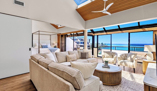Incredible Oceanfront Corner Penthouse, 3B/3Ba, 2700 sq ft, NEW remodel!
