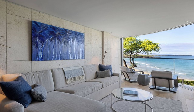 Incredible Oceanfront Family Suite on Hapuna Beach!