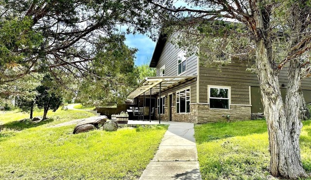 Incredible Peaceful Cottage with Barbecue in Whitehall, Montana