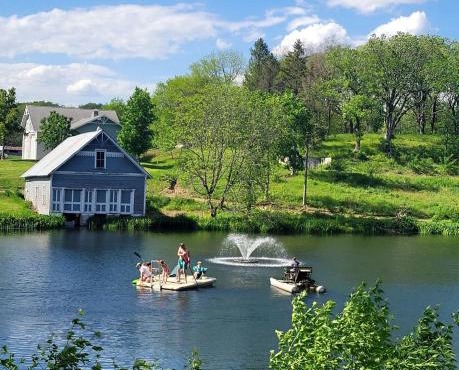 Incredible Tented Cabin Ideal for Glamping with Fireplace and Barbecue in Saint Croix Falls, Wisconsin