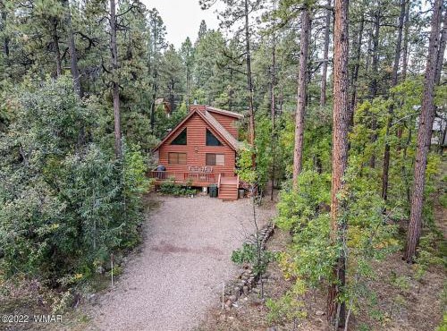 Incredible Whispering Pines Escape