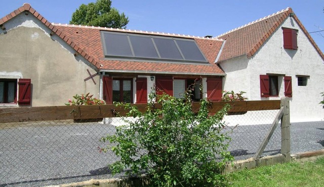 Independent Cottage Near Le PAL with Wifi and Pets Allowed